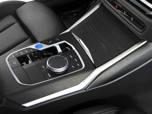Certified 2023 BMW i4 eDrive35 w/ Premium Package RWD image 15