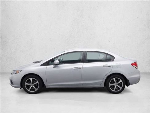 Used 2015 Honda Civic SE image 4