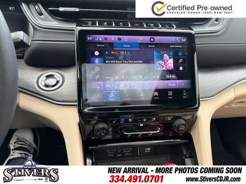 Certified 2025 Jeep Grand Cherokee Limited w/ Luxury Tech Group II RWD image 15