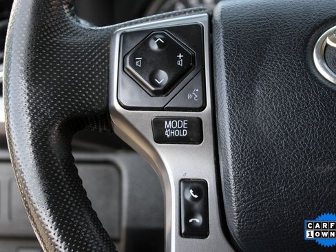 Used 2020 Toyota Tacoma TRD Off-Road image 17