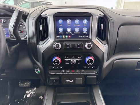 Certified 2022 GMC Sierra 1500 SLT w/ SLT Premium Package image 15