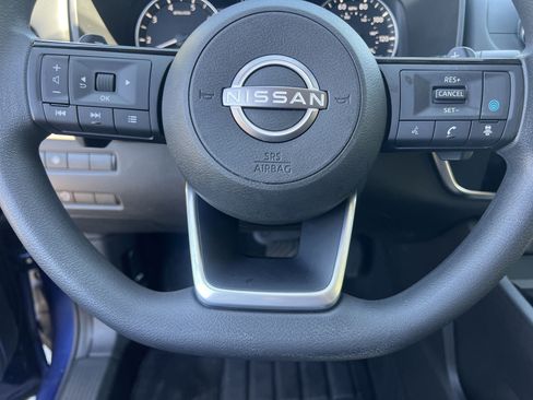 Certified 2023 Nissan Rogue SV AWD/4WD image 9