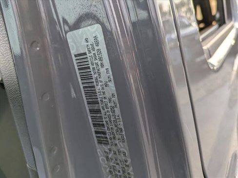 Used 2018 Jeep Wrangler Unlimited Sahara w/ Cold Weather Group image 24