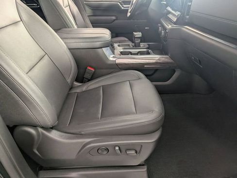 Used 2023 Chevrolet Silverado 1500 LTZ image 32