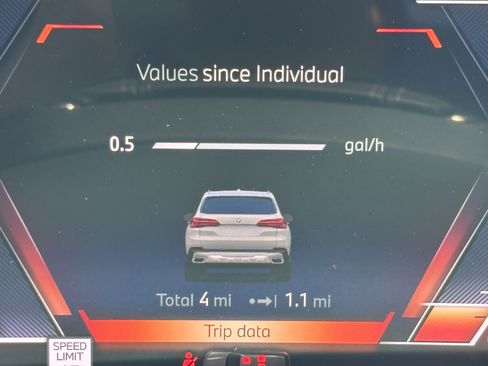 Used 2026 BMW X5 xDrive40i w/ Premium Package image 24