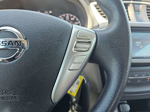 Used 2016 Nissan Sentra S FWD image 17