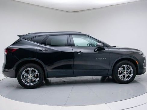 Used 2023 Chevrolet Blazer LT w/ Convenience Package image 8
