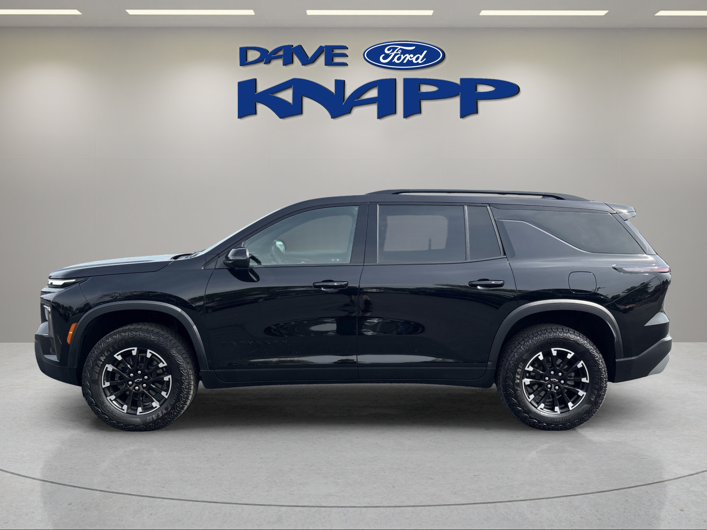 Used 2025 Chevrolet Traverse Z71 AWD/4WD image 4