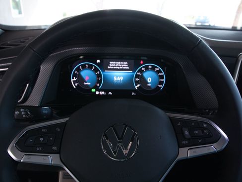 New 2026 Volkswagen Atlas Cross Sport SEL Premium R-Line AWD/4WD image 12