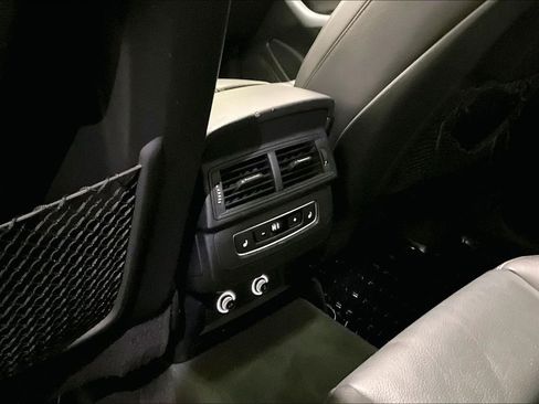 Used 2018 Audi Q7 3.0T Premium Plus w/ Premium Plus Package image 10