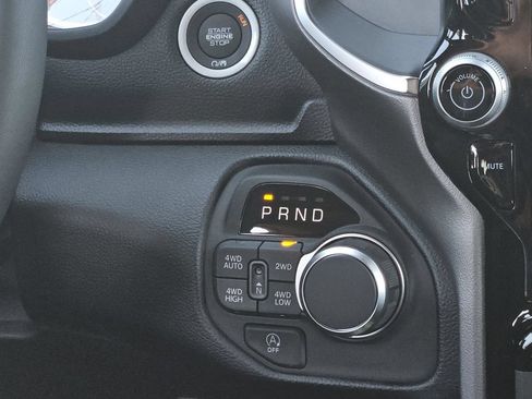 New 2026 RAM 1500 Lone Star AWD/4WD image 13
