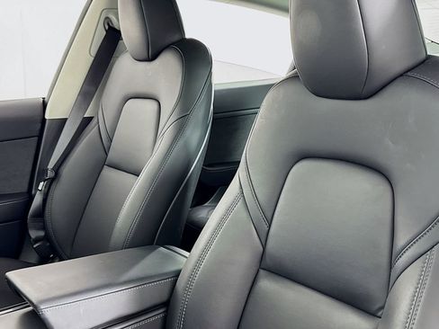 Used 2023 Tesla Model 3 Standard Range RWD image 10