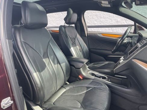 Used 2019 Lincoln MKC Reserve w/ MKC Climate Package AWD/4WD image 35