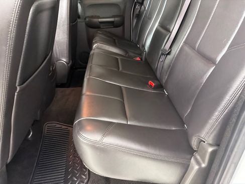 Used 2011 Chevrolet Silverado 3500 LTZ w/ LTZ Plus Package AWD/4WD image 18