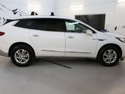 Used 2020 Buick Enclave Essence w/ Trailering Package, 5000 lbs. AWD/4WD image 8