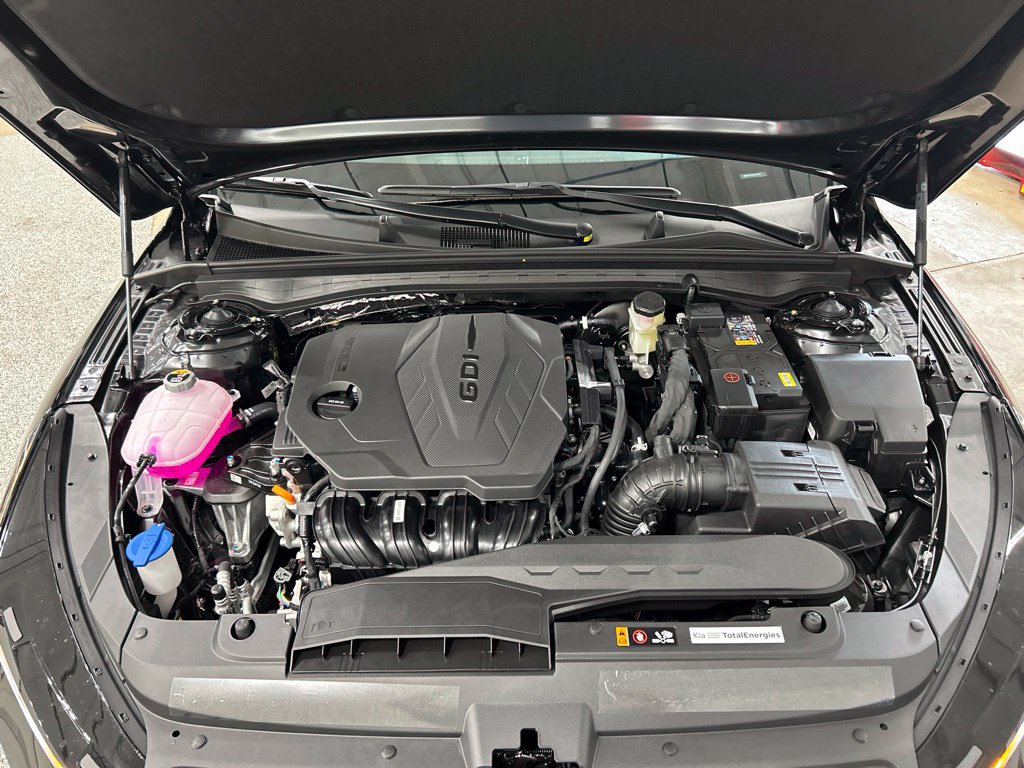 New 2026 Kia K5 LXS FWD image 17