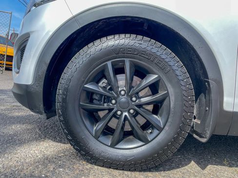 Used 2016 Kia Sorento AWD w/ LX Convenience Package image 38