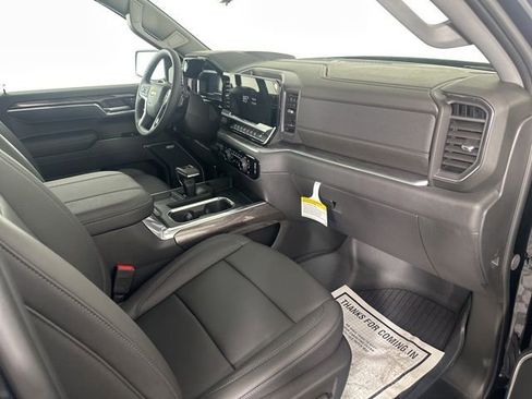 New 2025 Chevrolet Silverado 1500 LTZ image 19