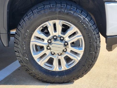 Used 2022 GMC Sierra 2500 Denali image 10