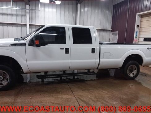 Used 2015 Ford F250 XLT w/ XLT Interior Package image 6