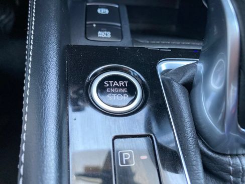 Used 2023 Nissan Kicks SV FWD image 14