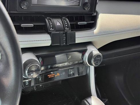 Used 2019 Toyota RAV4 XLE Premium w/ Cold Weather Package image 16