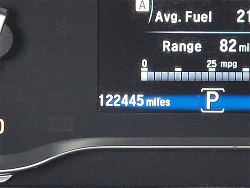 Used 2017 Honda Pilot Touring image 23