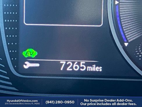 Used 2023 Lexus UX 250h FWD w/ Accessory Package (Z2) image 24
