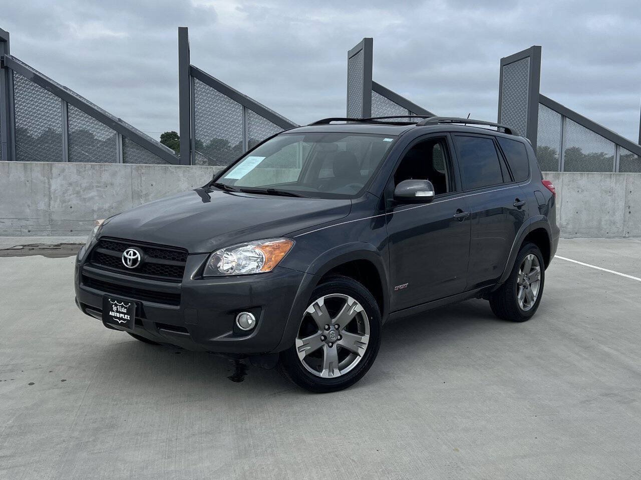 Used 2012 Toyota RAV4 Sport w/ Appearance Pkg AWD/4WD image 2
