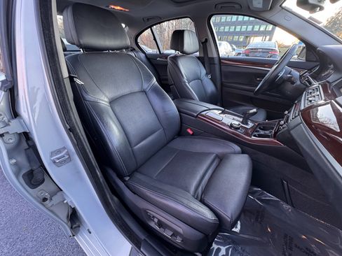 Used 2016 BMW 550i xDrive Sedan image 55