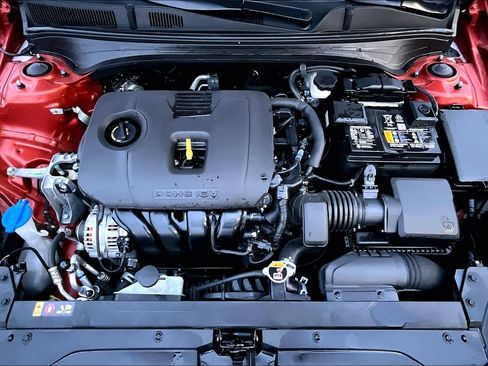 Used 2024 Kia Forte LXS image 28