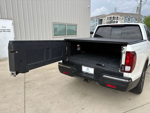 Used 2019 Honda Ridgeline RTL-E image 32