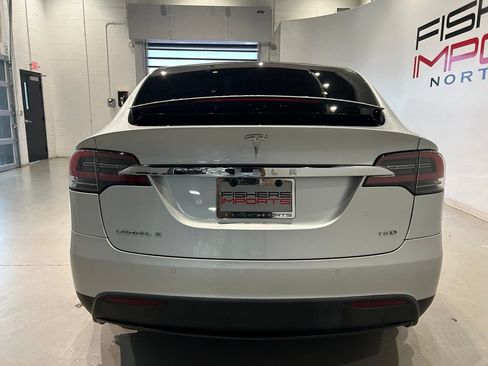 Used 2018 Tesla Model X 75D AWD/4WD image 6