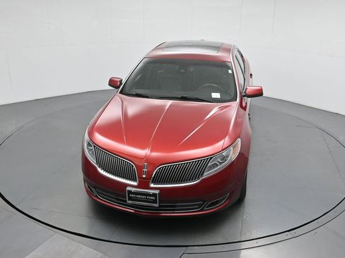 Used 2013 Lincoln MKS AWD image 36