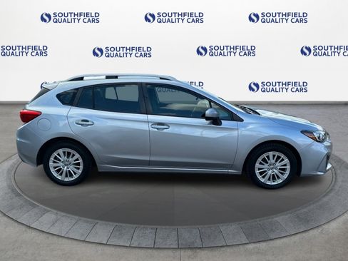 Used 2017 Subaru Impreza 2.0i Premium AWD/4WD image 8
