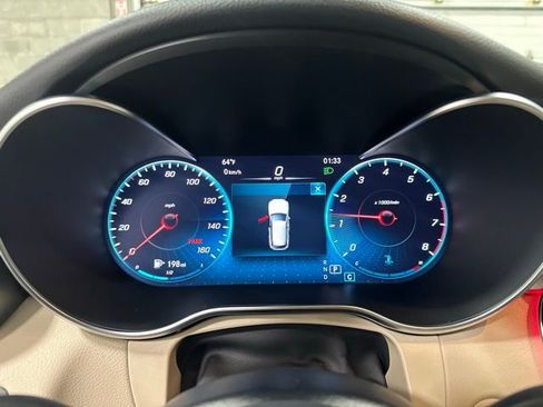 Used 2020 Mercedes-Benz GLC 300 4MATIC image 18