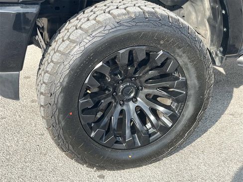 Used 2020 RAM 1500 Laramie w/ Sport Appearance Package image 9