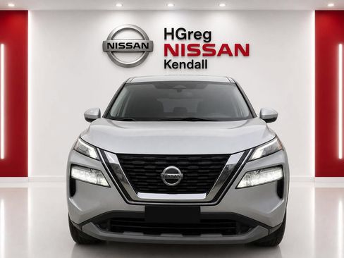 Used 2021 Nissan Rogue SV FWD image 3
