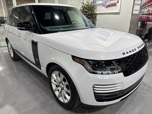 Used 2018 Land Rover Range Rover HSE image 3