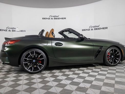 Used 2025 BMW Z4 M40i w/ Edition image 15