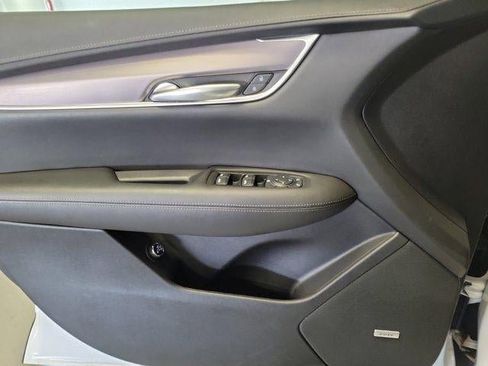 Certified 2023 Cadillac XT5 Luxury FWD image 15