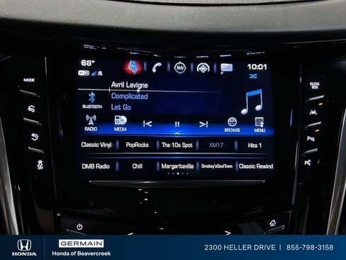Used 2020 Cadillac Escalade Luxury w/ Escalade Sport Edition AWD/4WD image 22