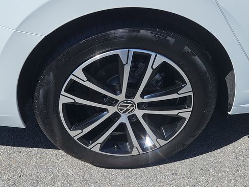 New 2025 Volkswagen Jetta Sport FWD image 3