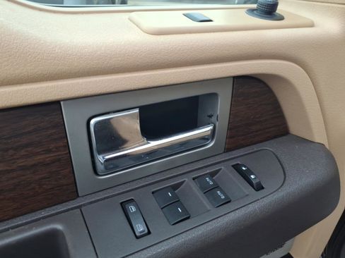 Used 2013 Ford F150 Lariat w/ Luxury Equipment Group image 11