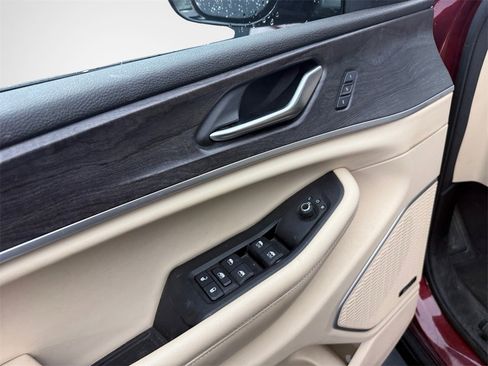 Used 2021 Jeep Grand Cherokee L Limited image 14