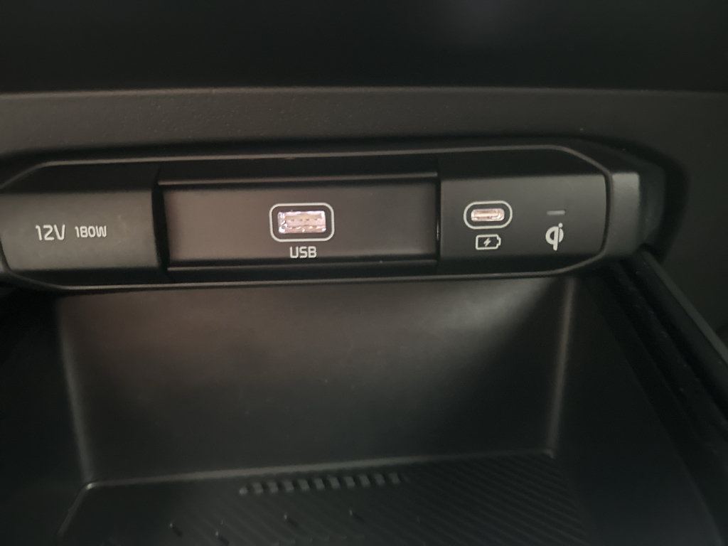 Used 2023 Kia Niro Wind FWD image 24