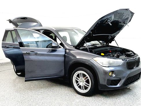 Used 2018 BMW X1 sDrive28i w/ Convenience Package FWD image 9