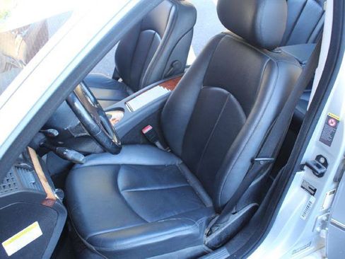 Used 2008 Mercedes-Benz E 350 Sedan image 11