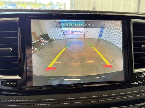 New 2026 Chrysler Pacifica Limited w/ S Appearance Package image 24