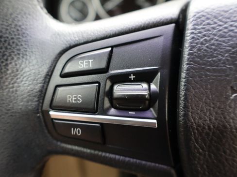 Used 2011 BMW 535i xDrive Sedan AWD/4WD image 30